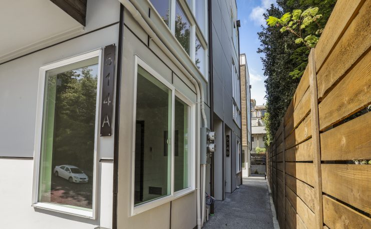 Exterior 02